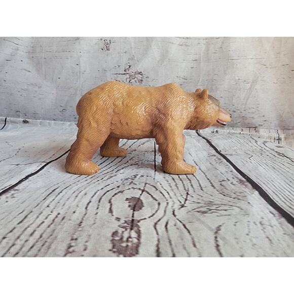Brown Bear Wild Animal Educational Toy Figure Plastic Terra by Battat - Picture 3 of 7